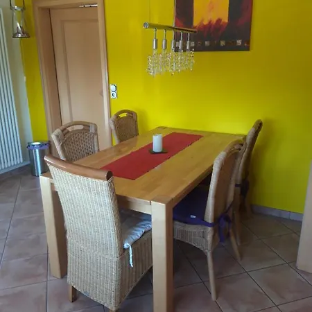 Am Moselufer Apartment *